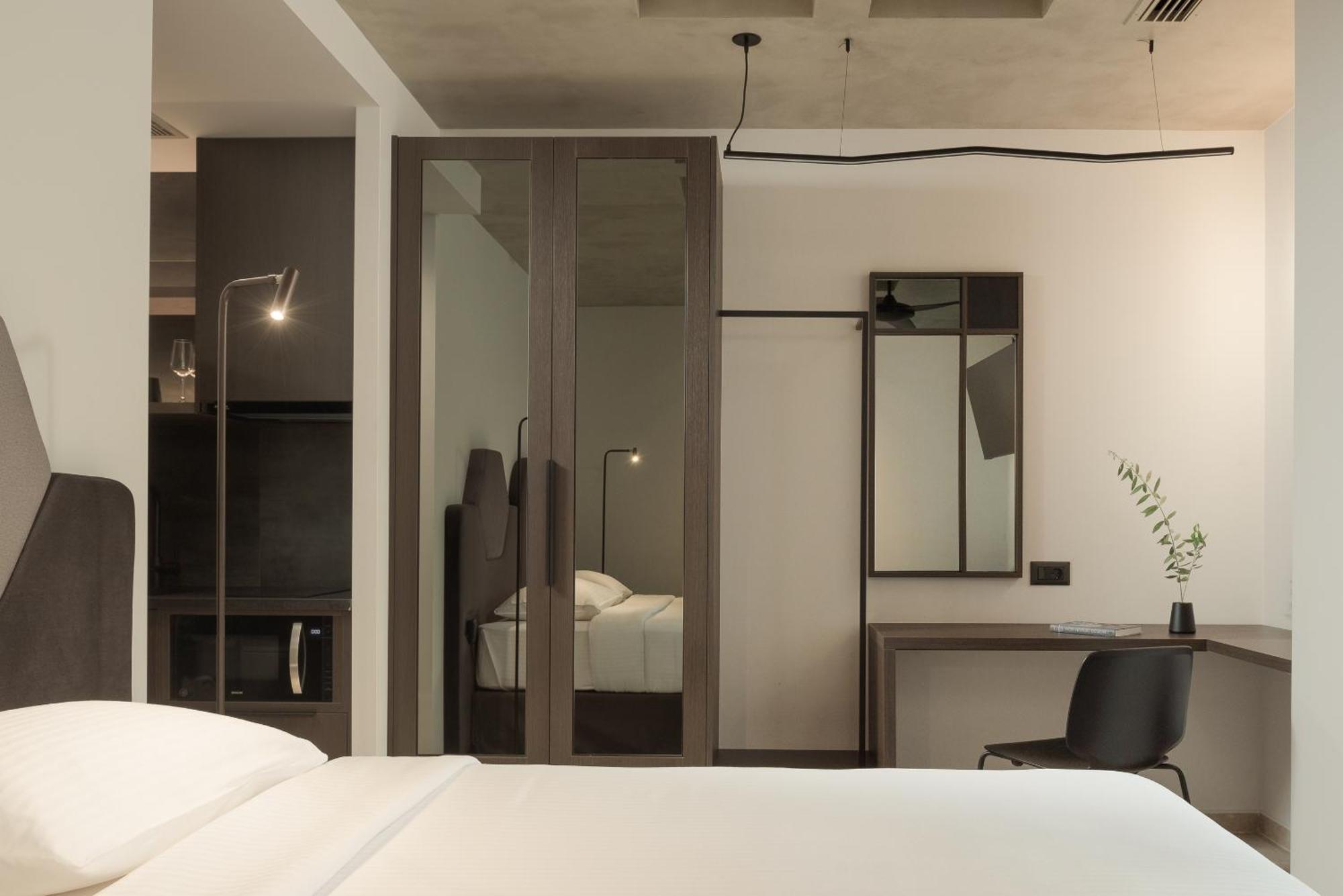 Pleiades Urban Stay By Semavί Heraklion  ภายนอก รูปภาพ